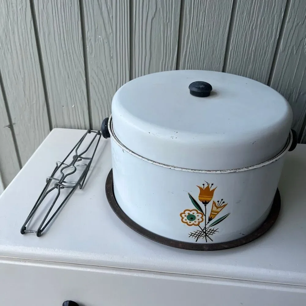 VTG 50s Enamel Cake Carrier Floral Mid Century Kitchen Decor Kitsch Mod